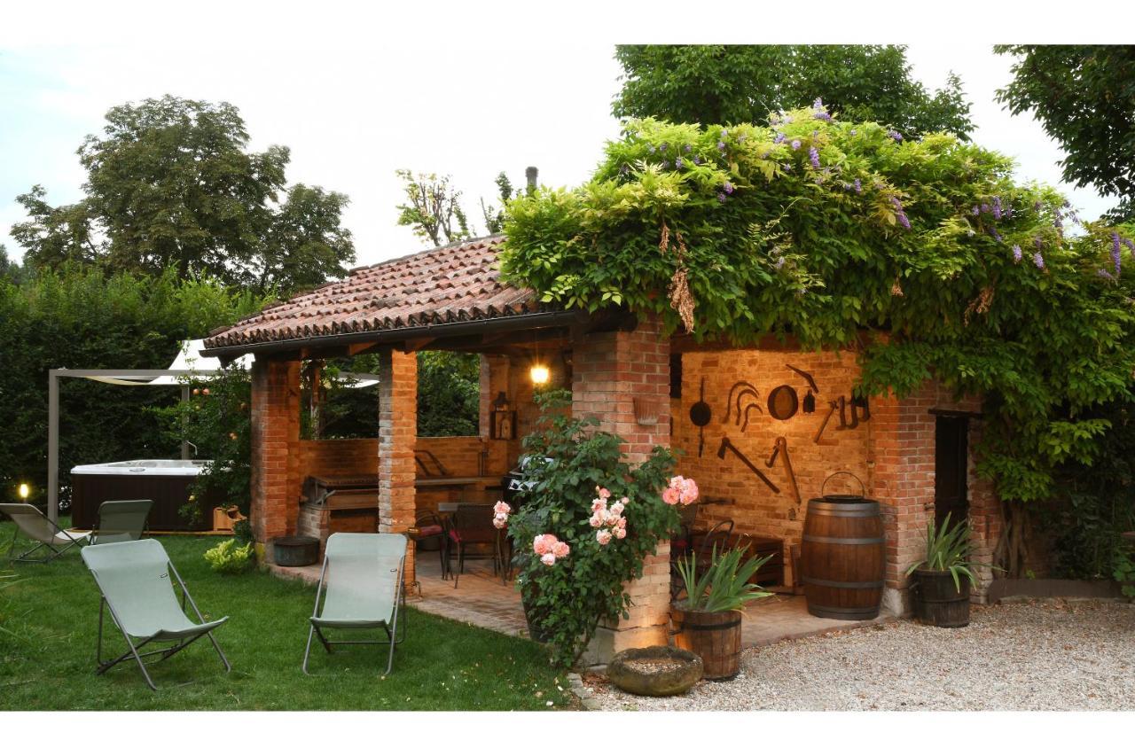 Agriturismo Il Gioco Dell'Oca Bed & Breakfast Barolo Exterior photo